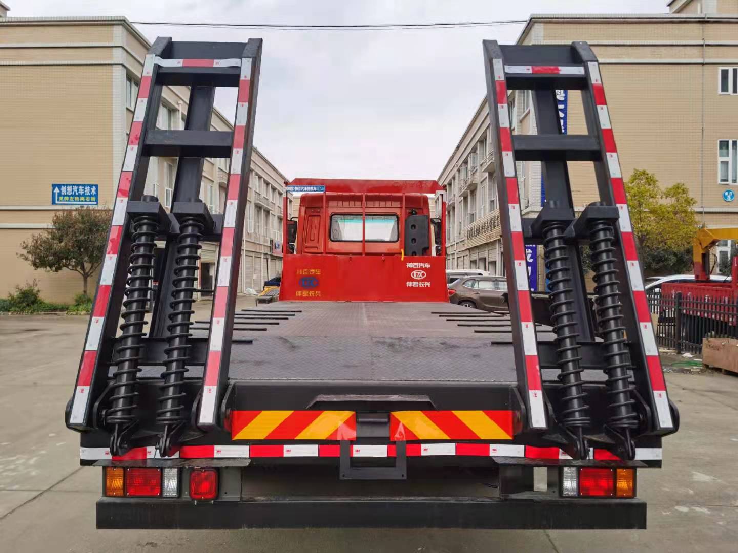 ˹̫����ZZ5184TPBK5017F1��ƽ���\ݔ܇