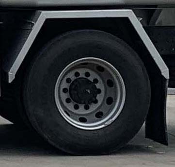 ���w��CLQ5180GYY6E���\��܇