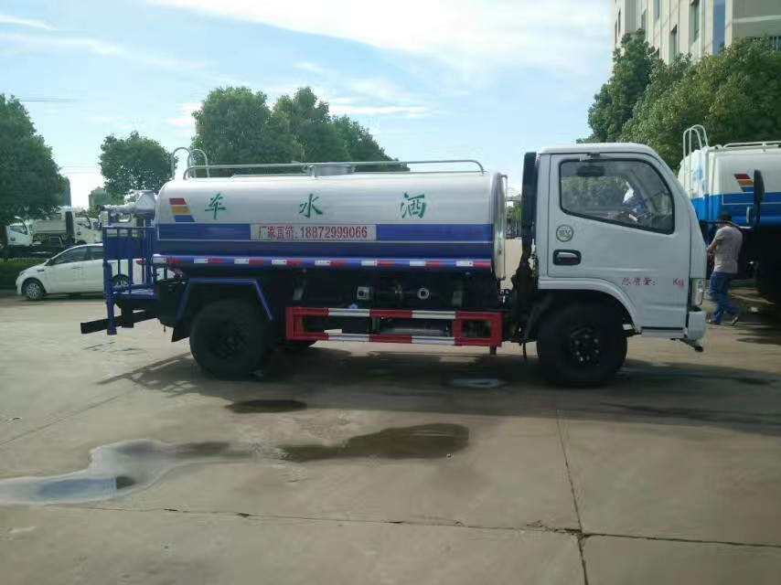 5����ˮ܇�S�Үa(ch��n)Ʒ�r�񣬖|�L����8����ˮ܇�N�ۣ�5����ˮ܇�N������