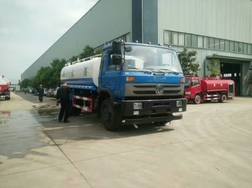 東風老款灑水車價格圖片 東風老款灑水車價格圖片