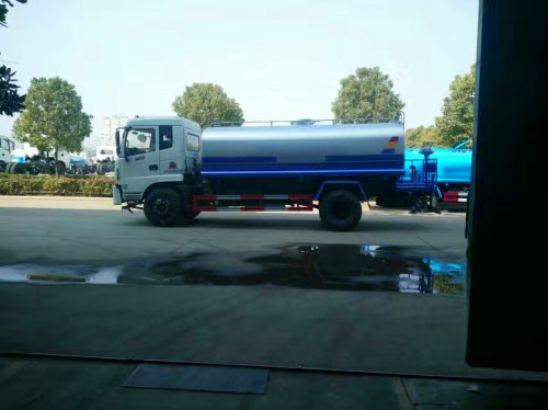 �ܿڞ�ˮ܇�N��