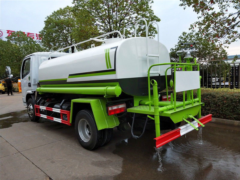 �|�L(f��ng)С������5����ˮ܇