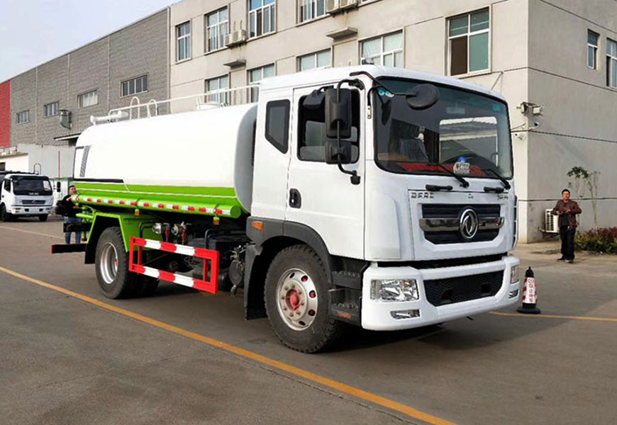 �����õĞ�ˮ܇һ������X-�����õĞ�ˮ܇�aƷ�r��-ӯͨ��܇