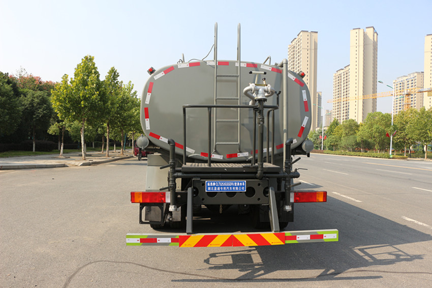 20方灑水車(chē) 20方灑水車(chē)