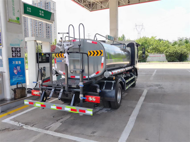 ����130ƥ�R����ˮ܇(ch��)-����5����ˮ܇(ch��)-����ӯͨ