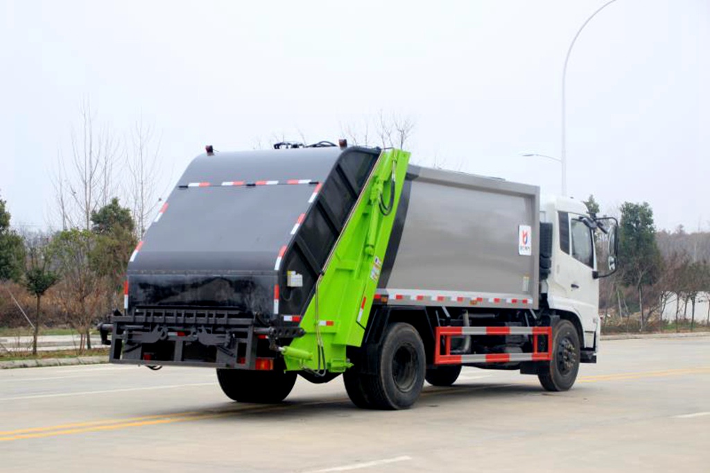 東風天錦壓縮式垃圾車