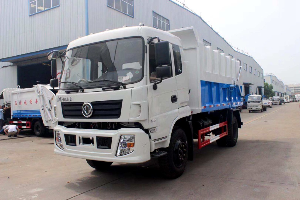東風(fēng)專底對(duì)接式垃圾車